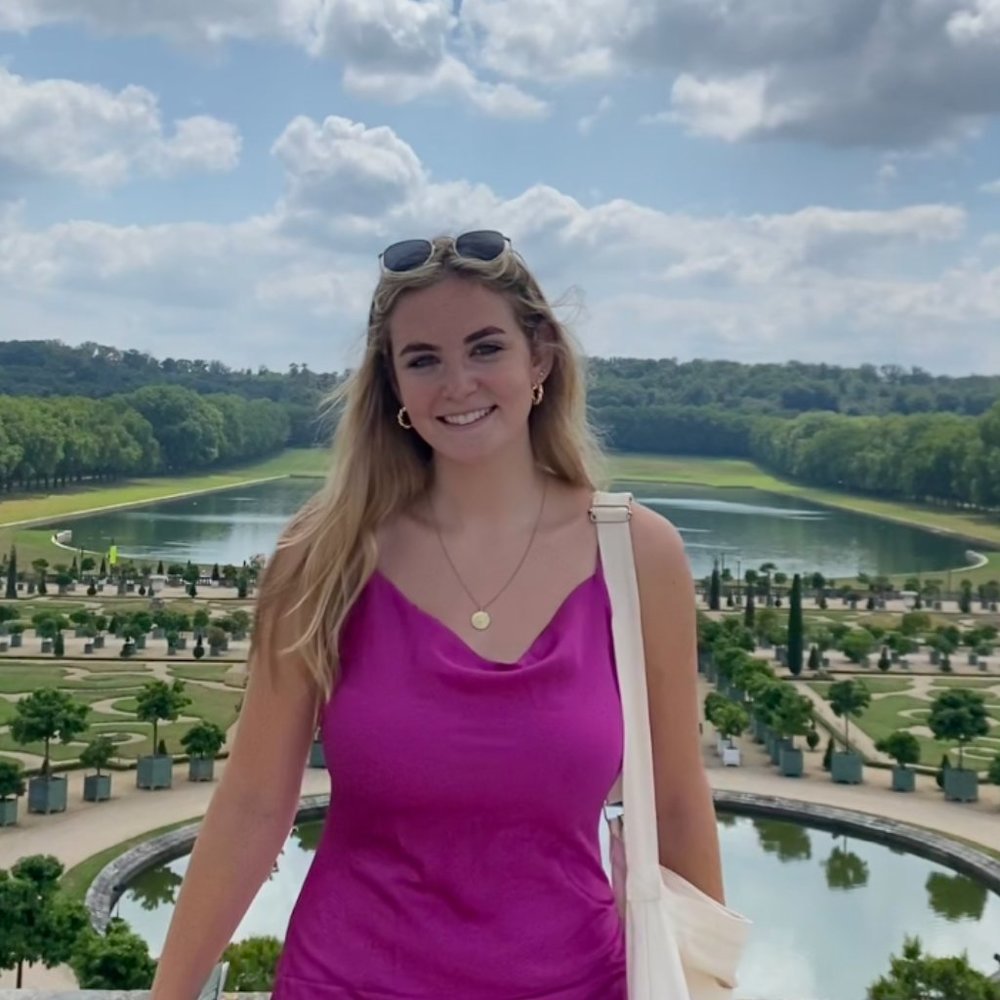 Meet your Posher, Siena